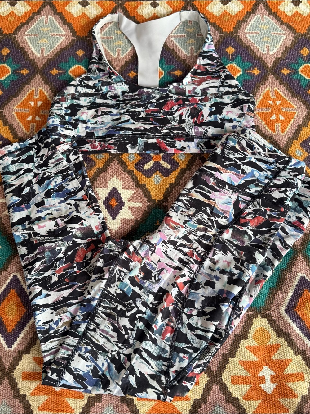 Lululemon Break Free Bra Sz 12 & Break Free Tight Culture Clash Leggings Sz 8